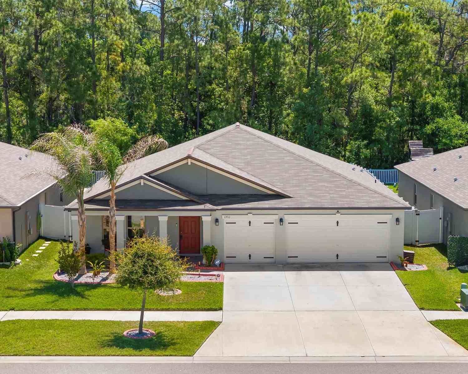Homes For Sale - 13511 Willow Bluestar Loop<br/> RIVERVIEW, FL 33579