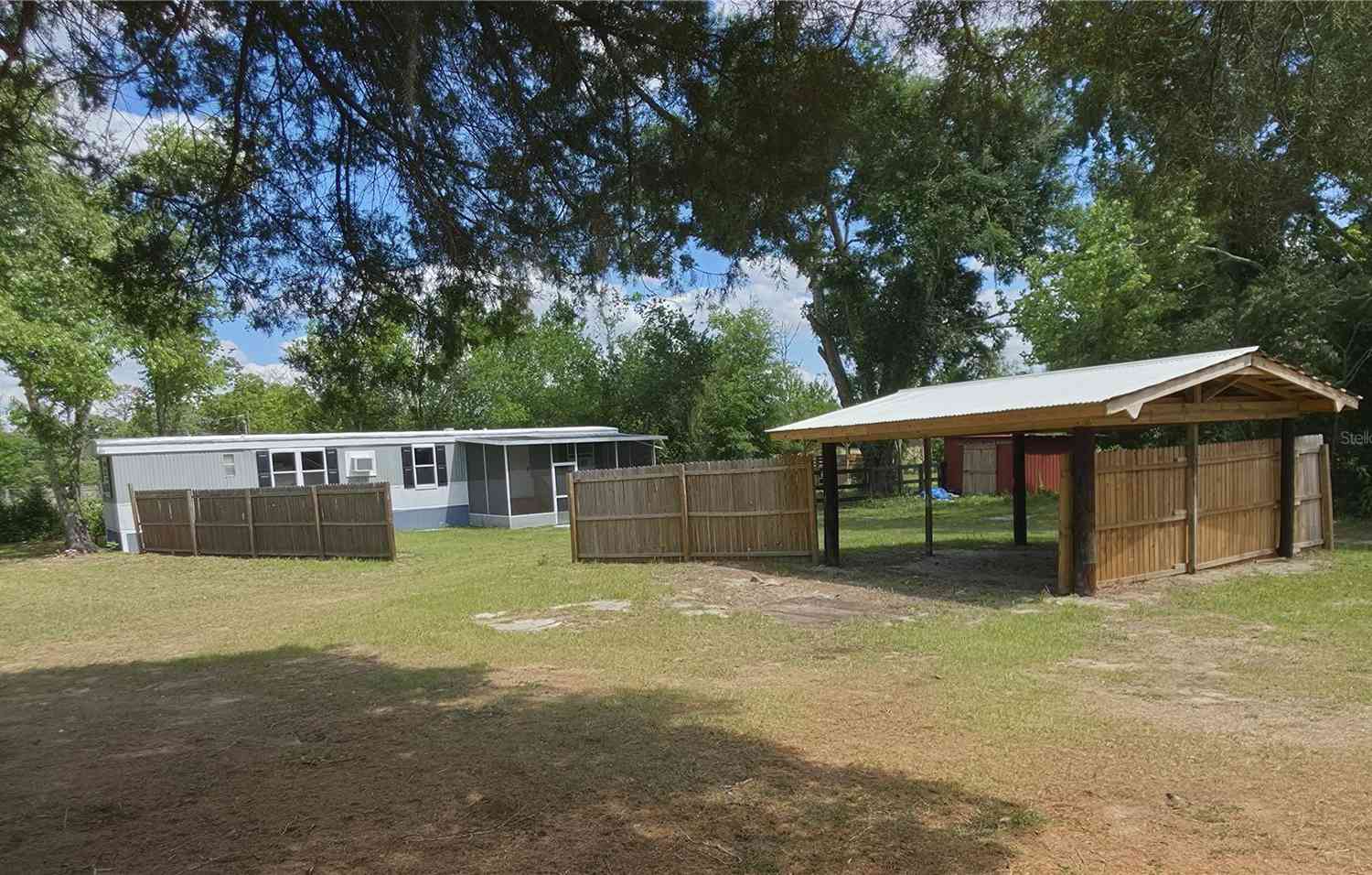 Mobile Home For Sale - 8552 SE 128th Lane<br/> SUMMERFIELD, FL 34491