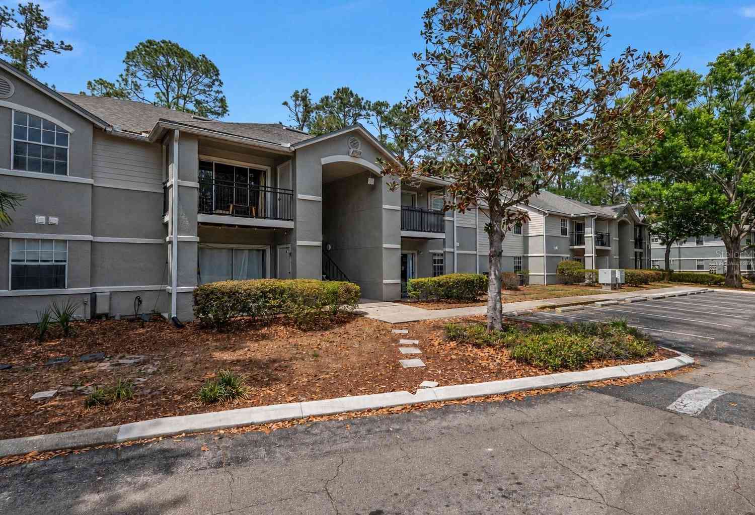 Condo For Sale - 3705 SW 27th Street #214<br/> GAINESVILLE, FL 32608