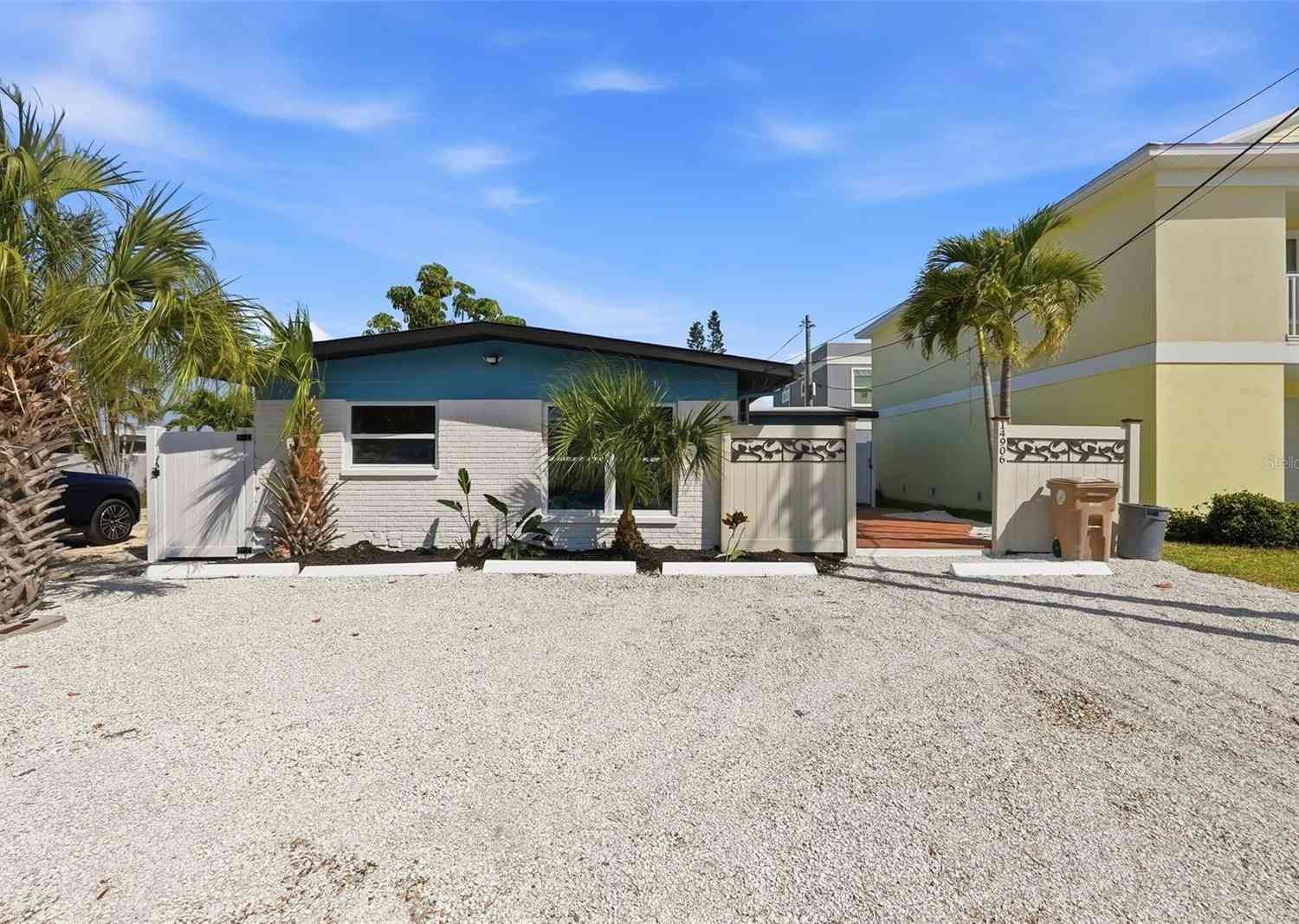 Homes For Sale - 14906 N Bayshore Drive<br/> MadeiraBeach, FL 33708