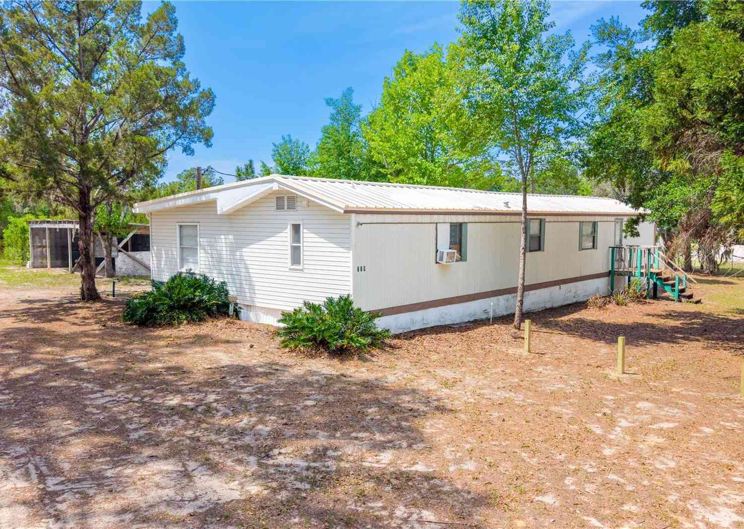 Mobile Home For Sale - 719 State Road 26<br/> MELROSE, FL 32666