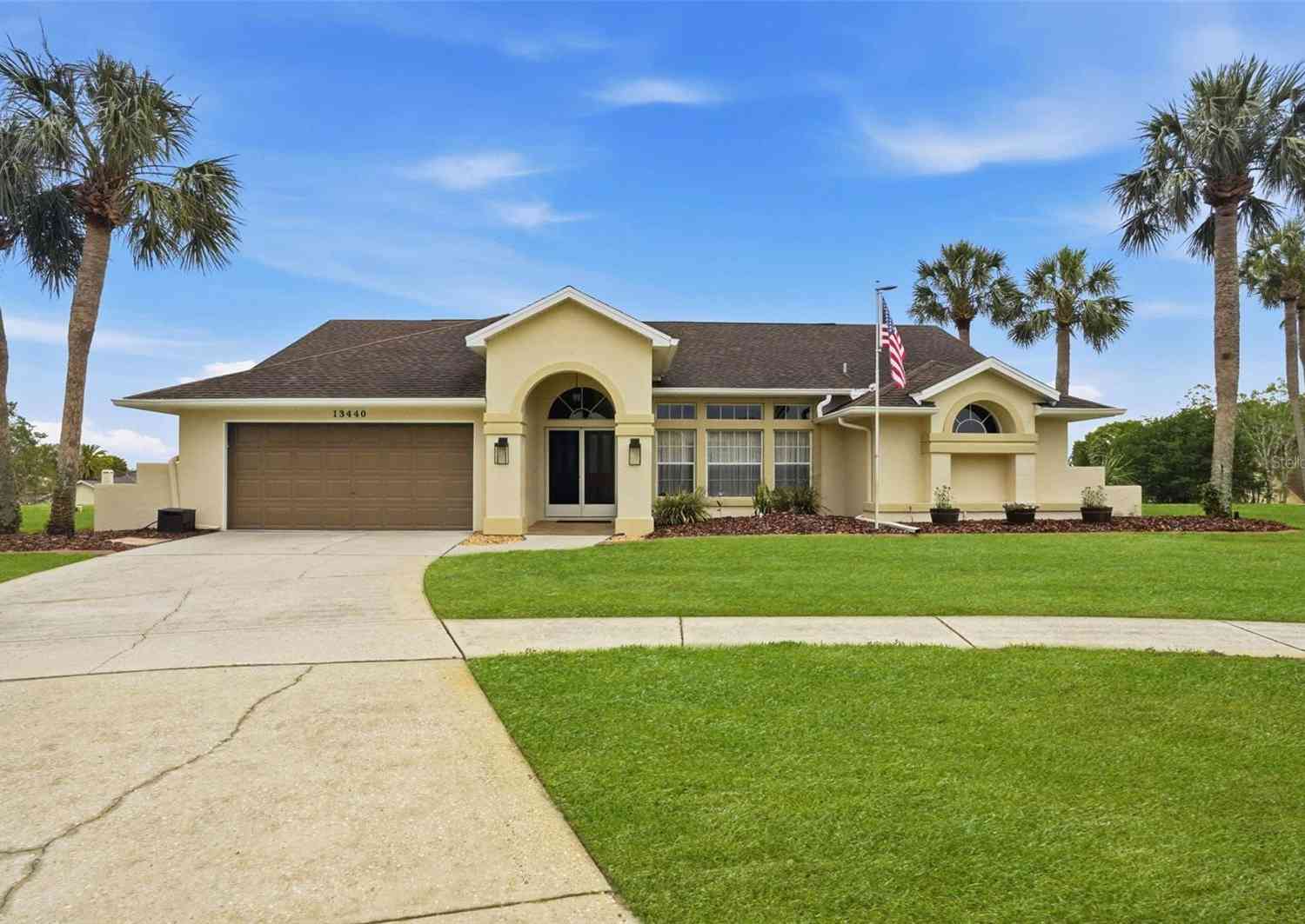 Homes For Sale - 13440 Bolton Court<br/> SPRING HILL, FL 34609