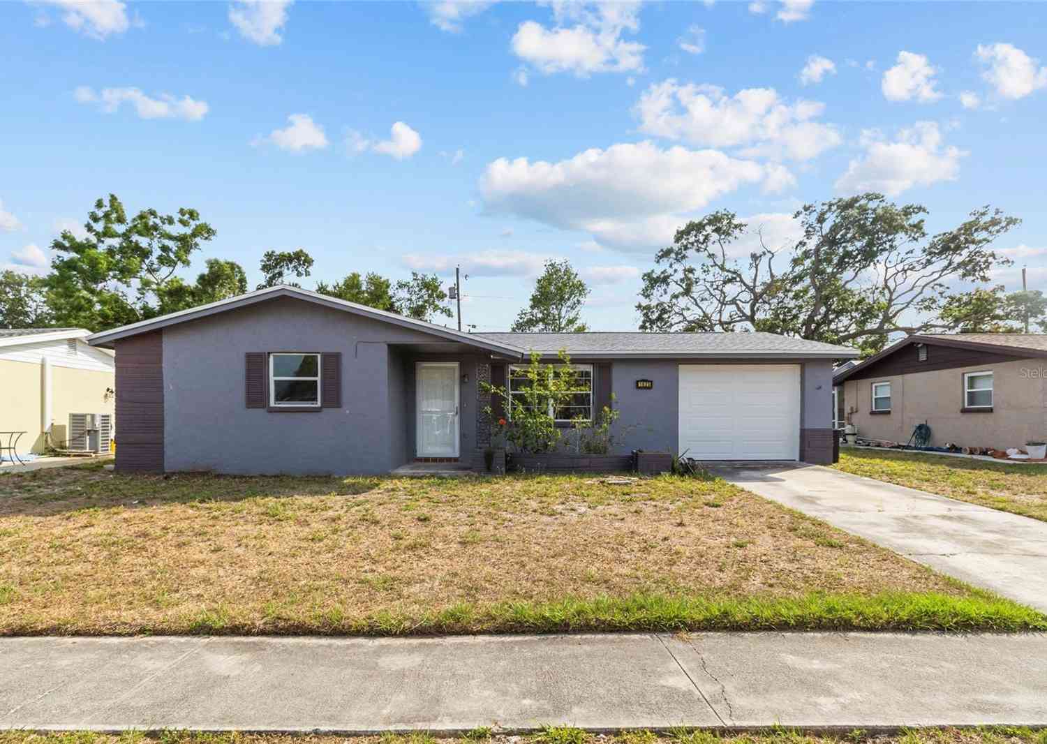 Homes For Sale - 1623 Plum Tree Road<br/> HOLIDAY, FL 34690