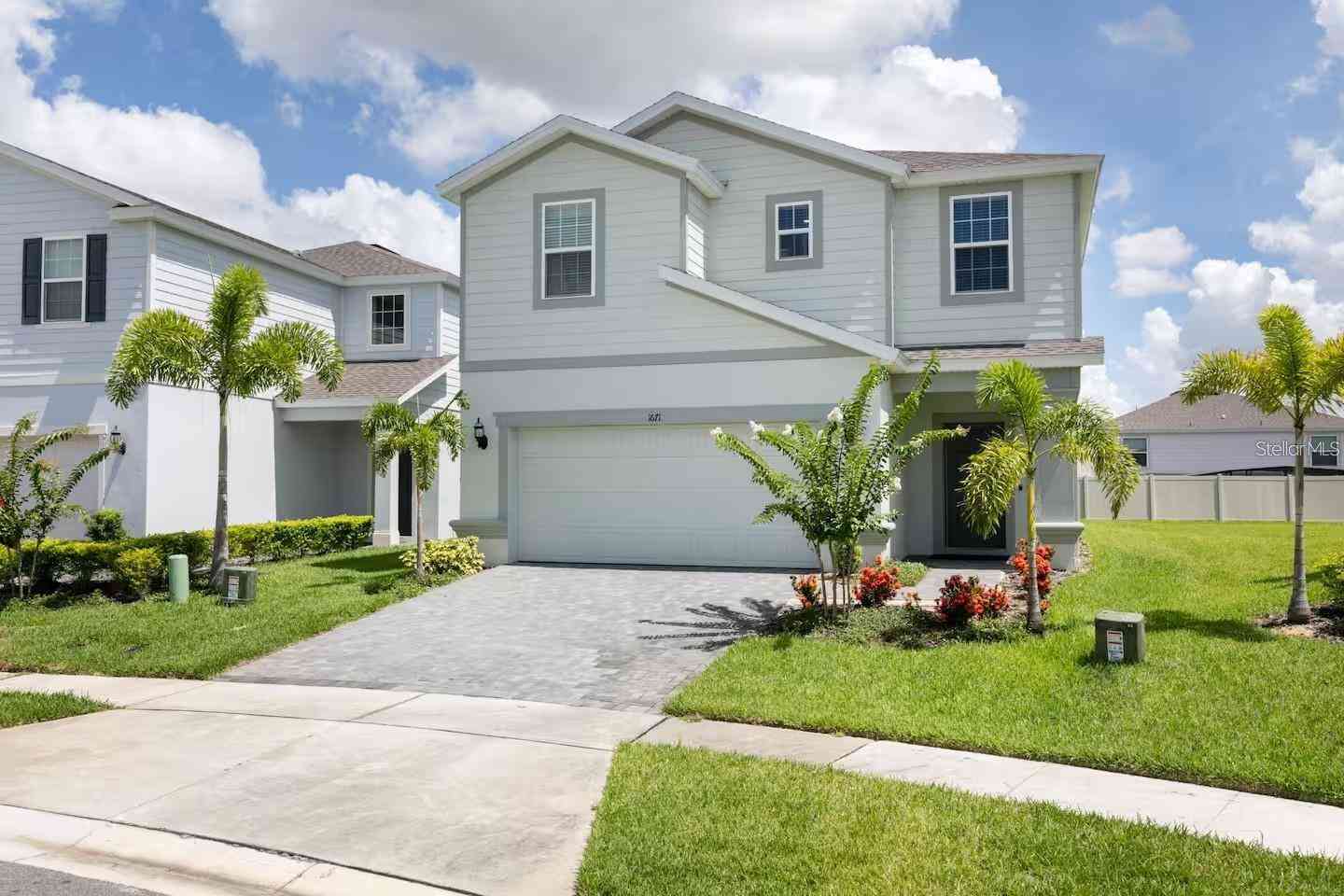 Homes For Sale - 1671 Kona Lane<br/> DAVENPORT, FL 33897