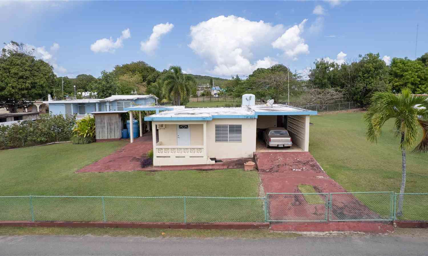 Homes For Sale - 195 Calle Almendro<br/> VIEQUES, PR 00765