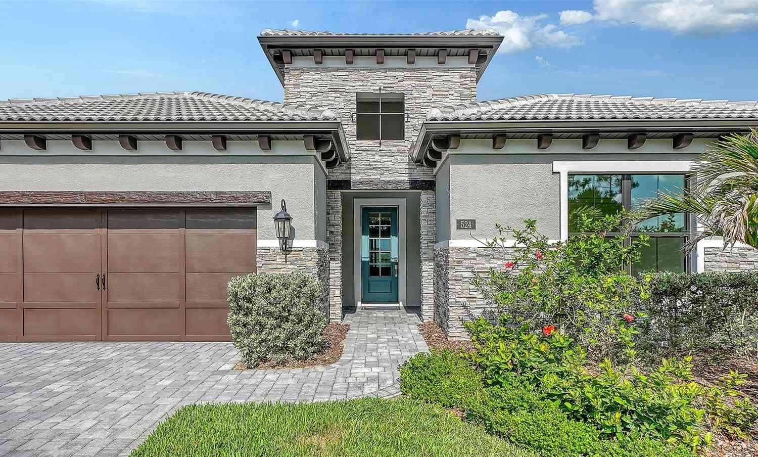 Homes For Sale - 524 Bocelli Drive<br/> Venice, FL 34275