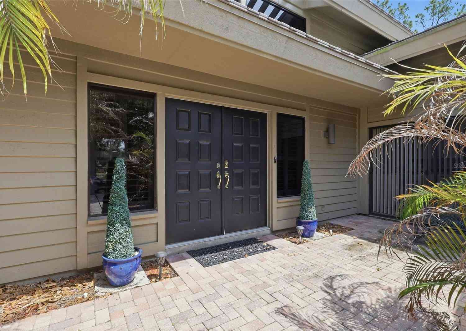 Homes For Sale - 5344 Cobblestone Court<br/> Wesley Chapel, FL 33543