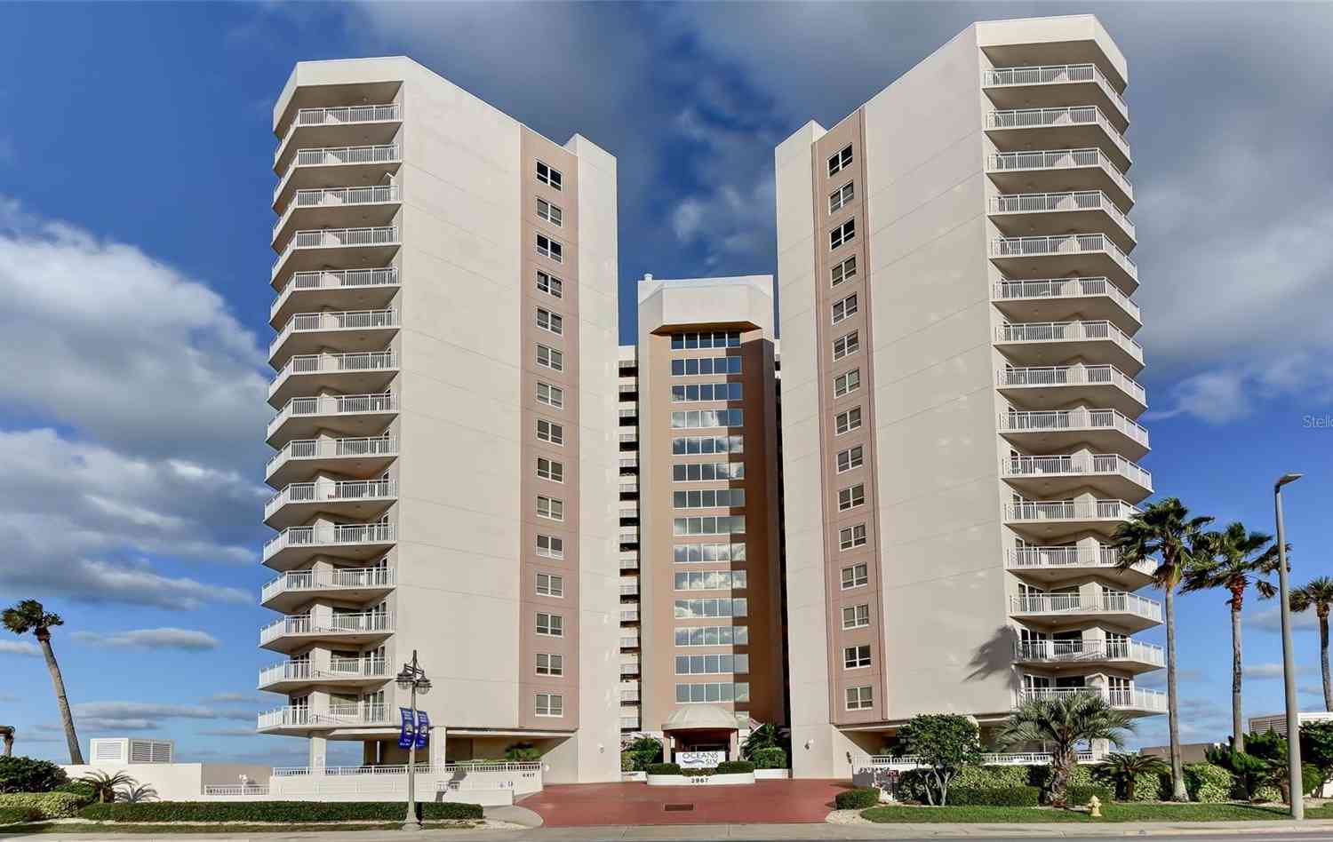 Condo For Sale - 2967 S Atlantic Avenue #504<br/> DAYTONA BEACH, FL 32118