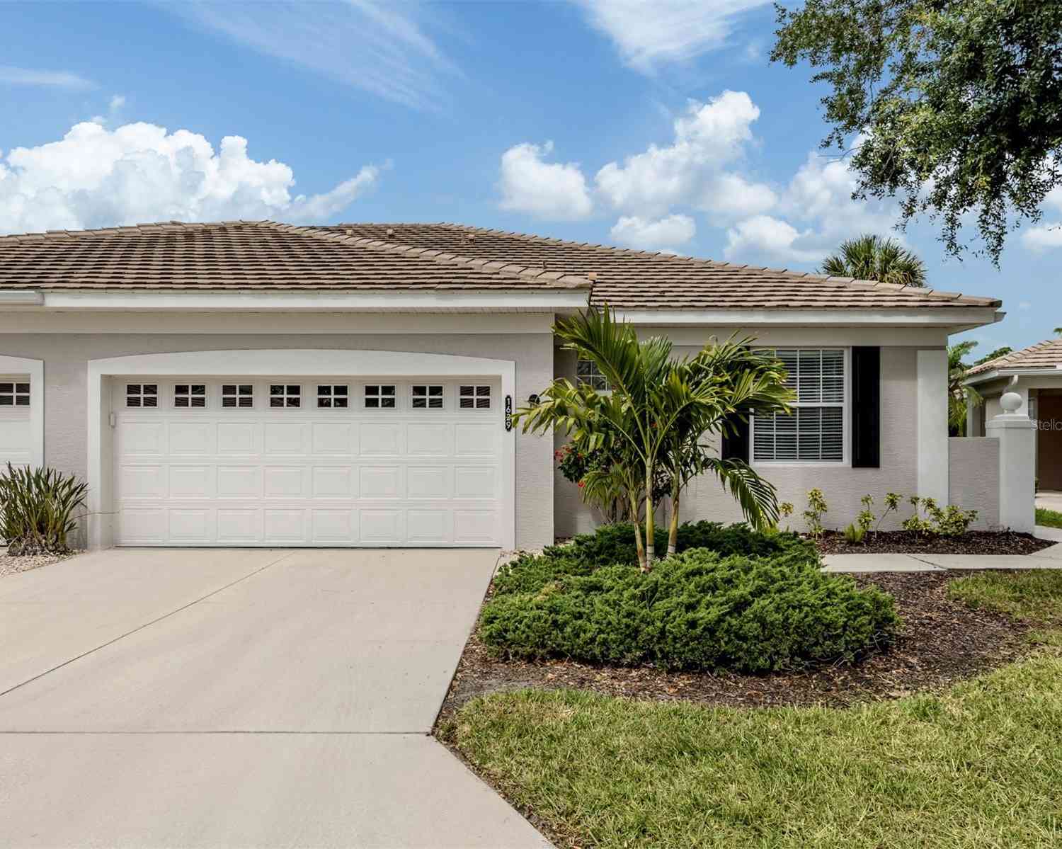 Villa For Sale - 1629 Monarch Drive #1629<br/> VENICE, FL 34293