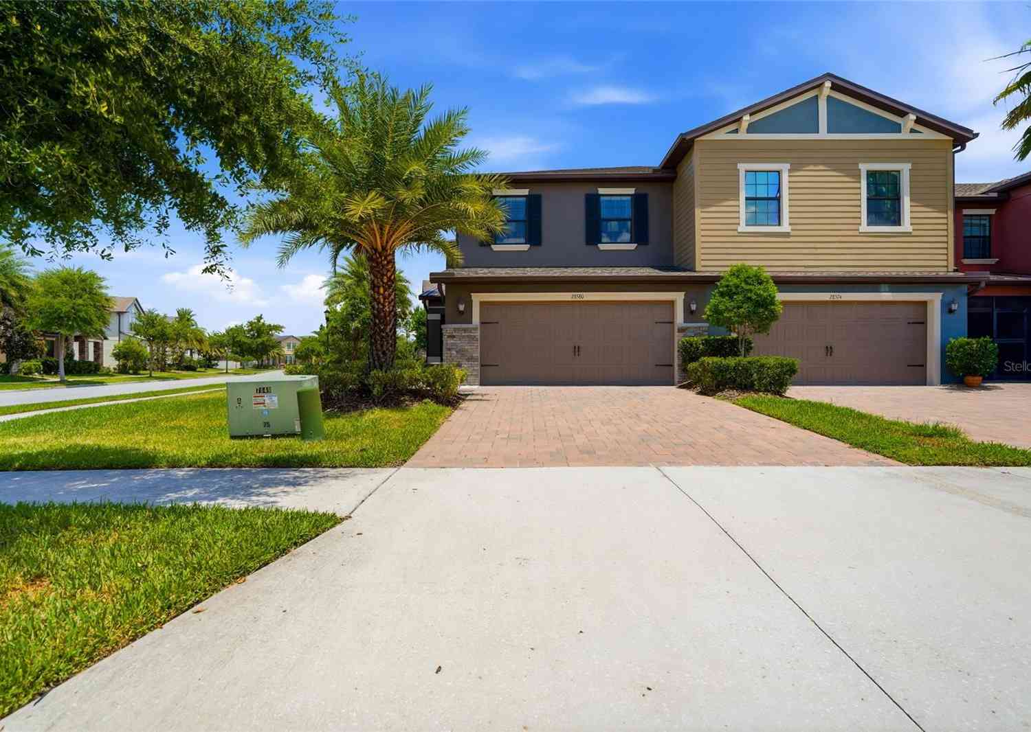 Townhouse For Sale - 28580 Tranquil Lake Circle<br/> Wesley Chapel, FL 33543