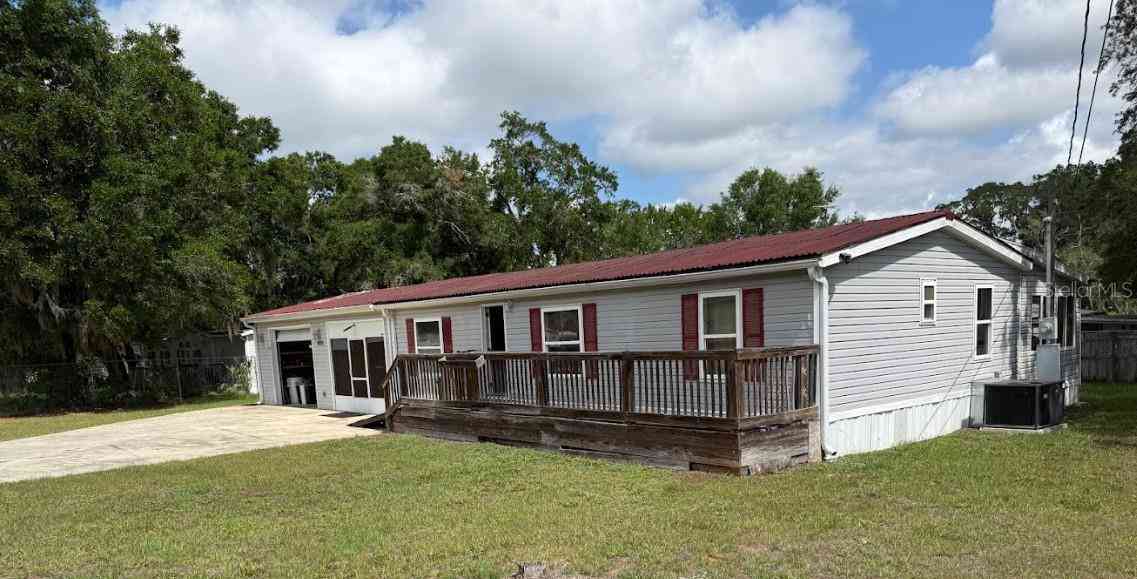 Mobile Home For Sale - 9825 SE 170th Lane<br/> SUMMERFIELD, FL 34491