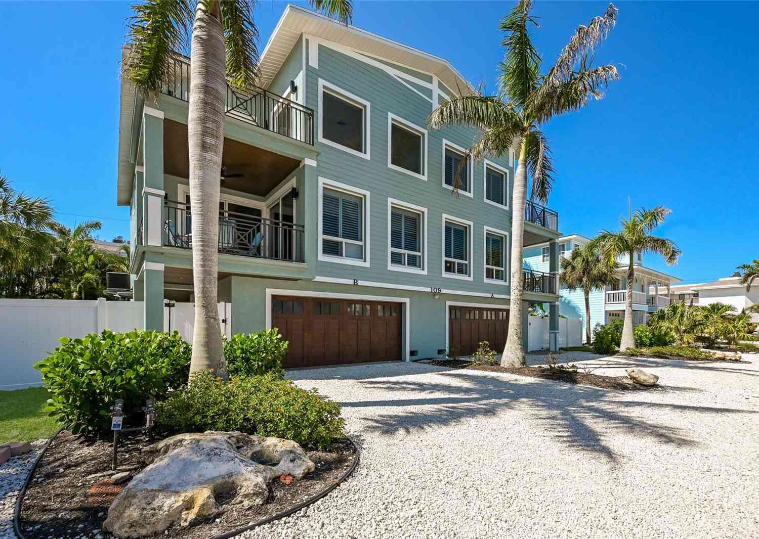 Homes For Sale - 109 6th Street #A<br/> Bradenton Beach, FL 34217