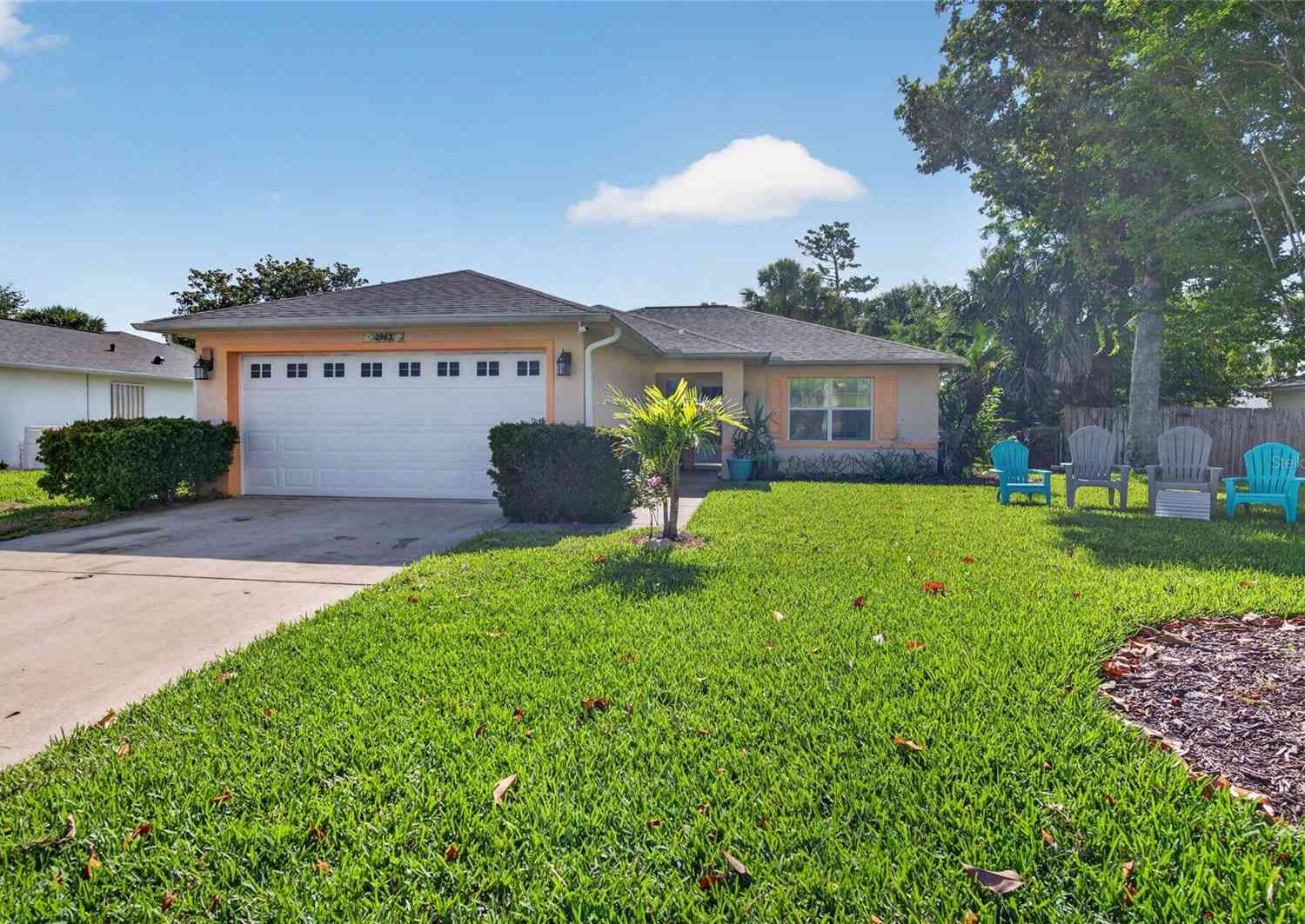 Homes For Sale - 2963 Oak Lea Drive<br/> SOUTH DAYTONA, FL 32119