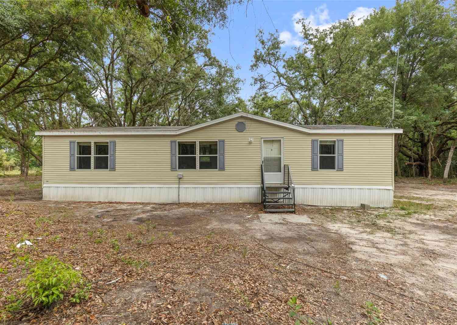 Mobile Home For Sale - 18330 Booming Road<br/> SPRING HILL, FL 34610