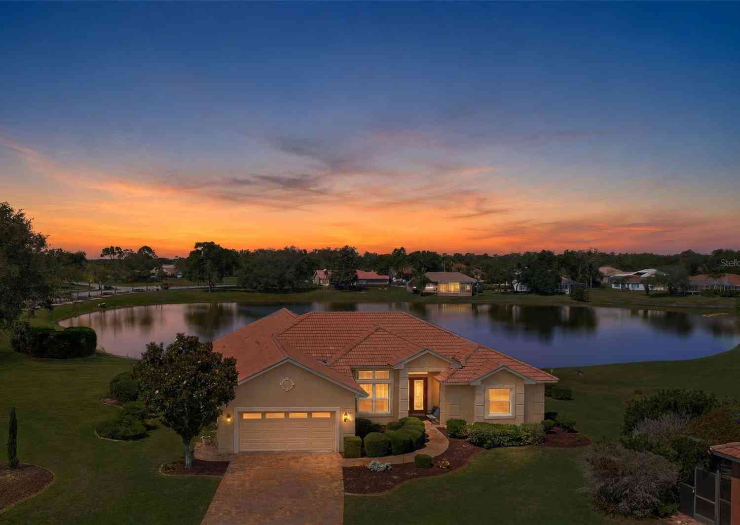 Villa For Sale - 10081 Georgetown Court<br/> WEEKI WACHEE, FL 34613