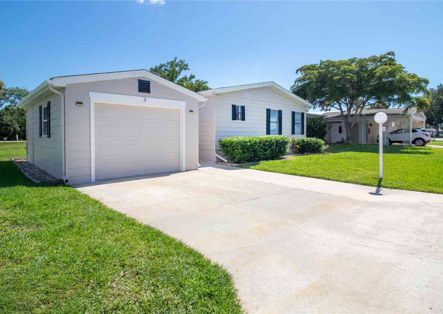 Mobile Home For Sale - 3 Meadow Circle<br/> ELLENTON, FL 34222