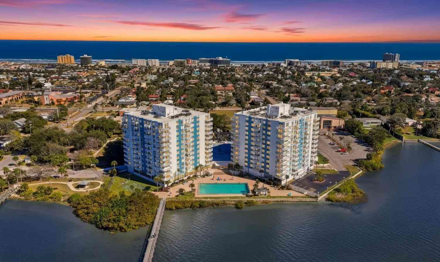 Condo For Sale - 935 N Halifax Avenue #1106<br/> DAYTONA BEACH, FL 32118