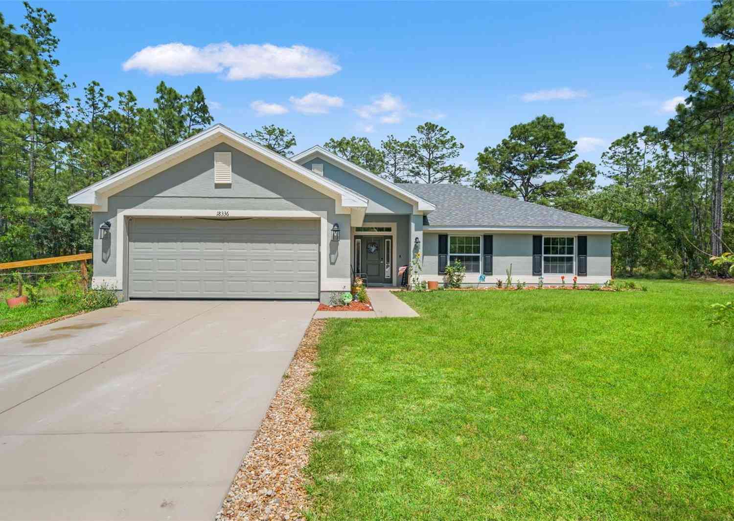 Homes For Sale - 18336 Macek Road<br/> WEEKI WACHEE, FL 34614