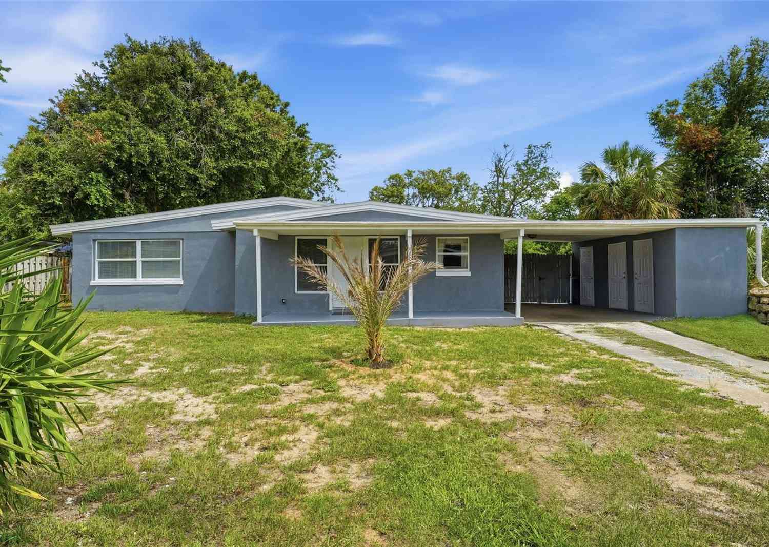 Homes For Sale - 1311 Hillcrest Drive<br/> DAYTONA BEACH, FL 32114