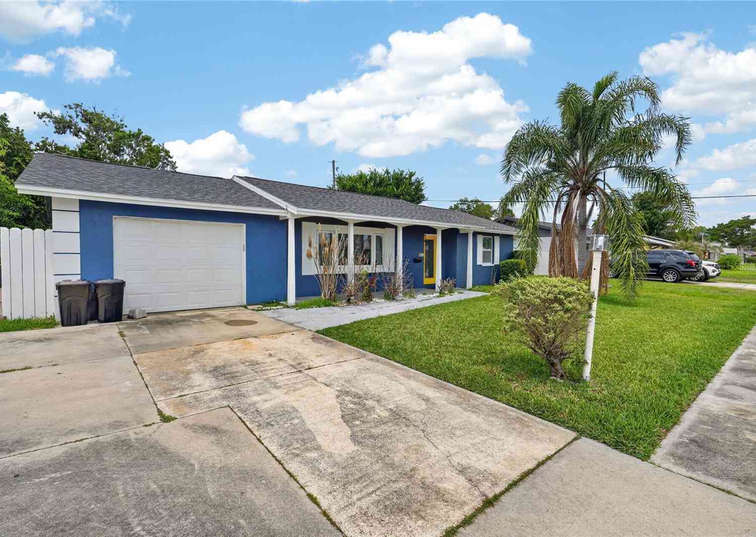 Homes For Sale - 2354 Green Street<br/> SOUTH DAYTONA, FL 32119