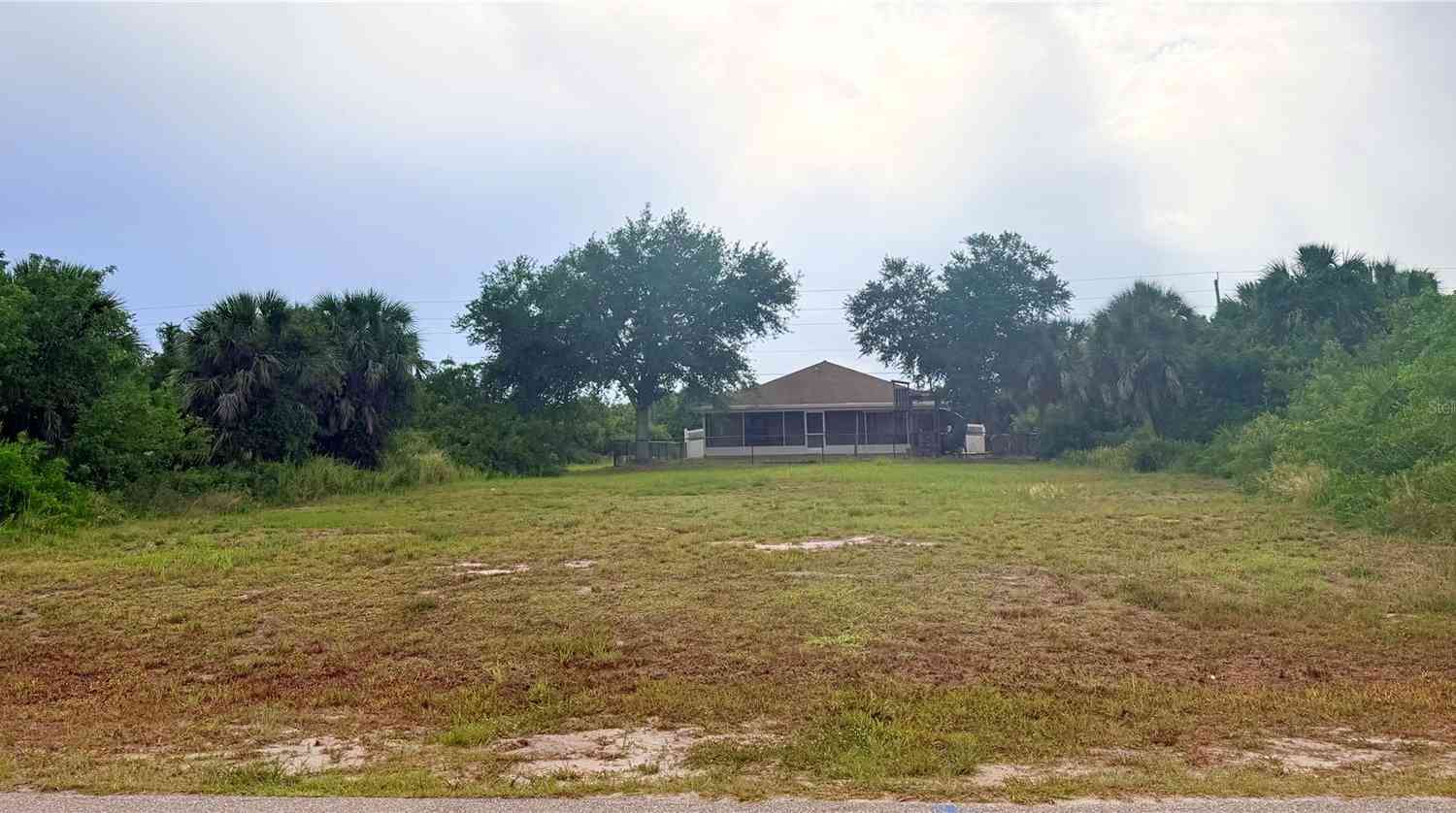 Vacant Land For Sale - 171 Wright Drive<br/> Rotonda, FL 33947