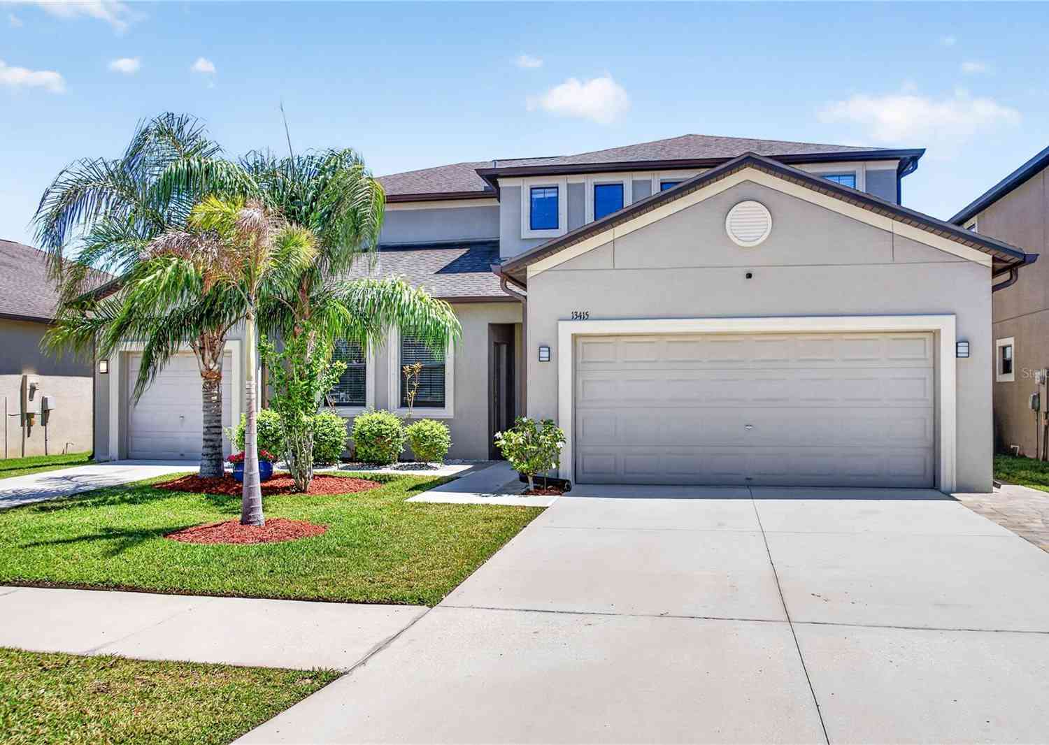 Homes For Sale - 13415 White Sapphire Road<br/> RIVERVIEW, FL 33579