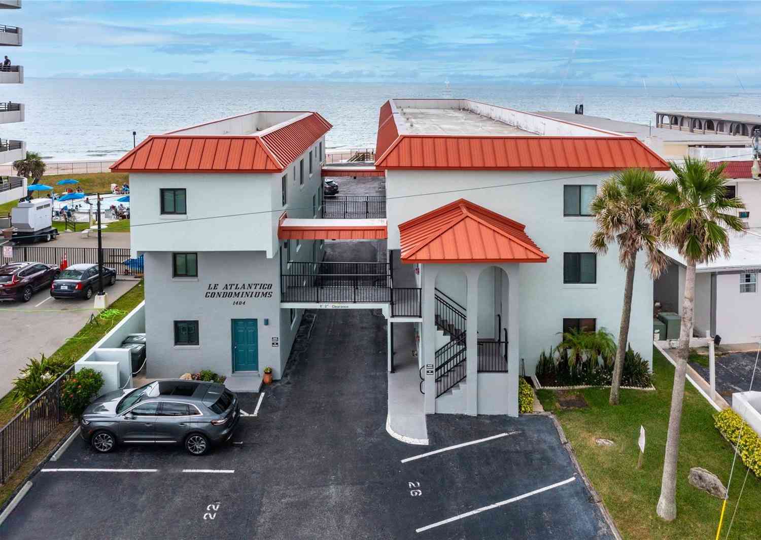 Condo For Sale - 1404 N Atlantic Avenue #10<br/> DAYTONA BEACH, FL 32118