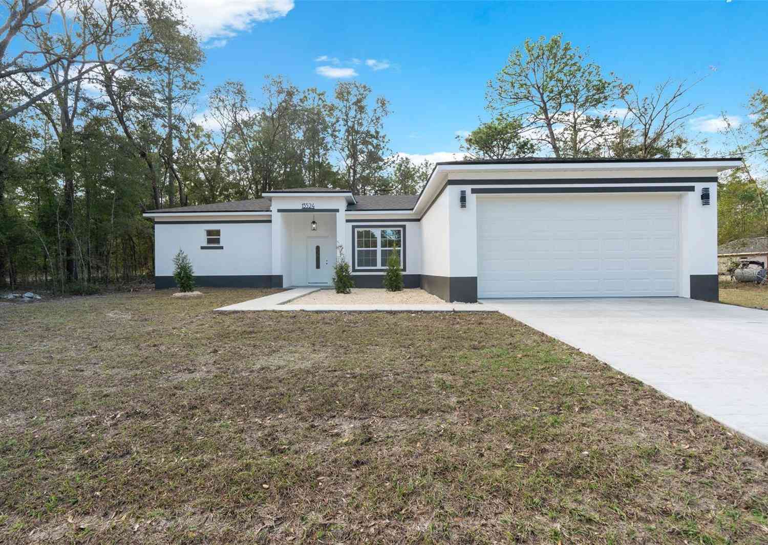 Homes For Sale - 8311 SW 136th Terrace<br/> DUNNELLON, FL 34432
