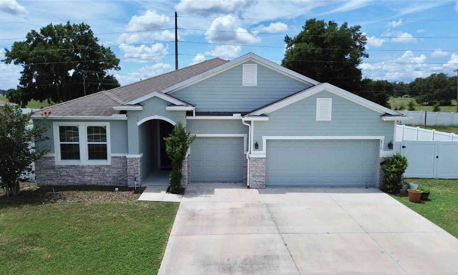 Homes For Sale - 4710 SW 65th Place<br/> OCALA, FL 34474