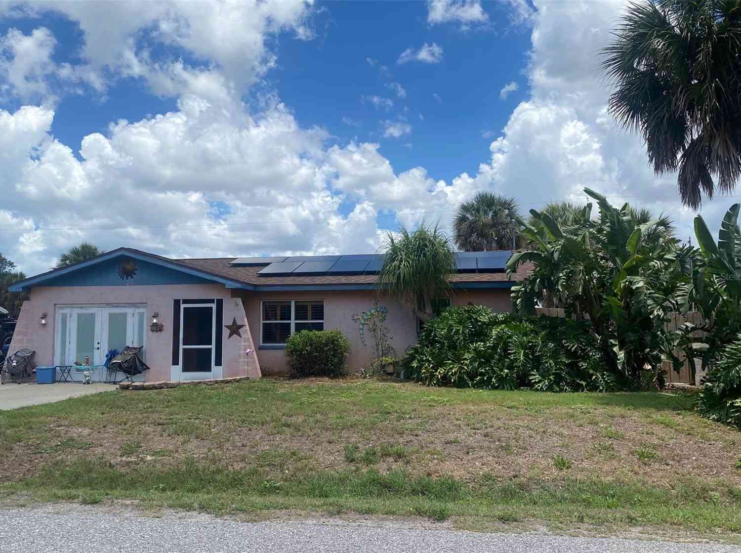 Homes For Sale - 132 Rutgers Road<br/> VENICE, FL 34293