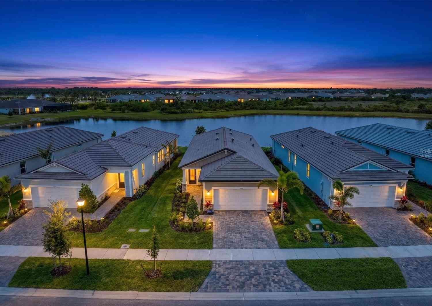 Homes For Sale - 11566 Boundless Terrace<br/> VENICE, FL 34293