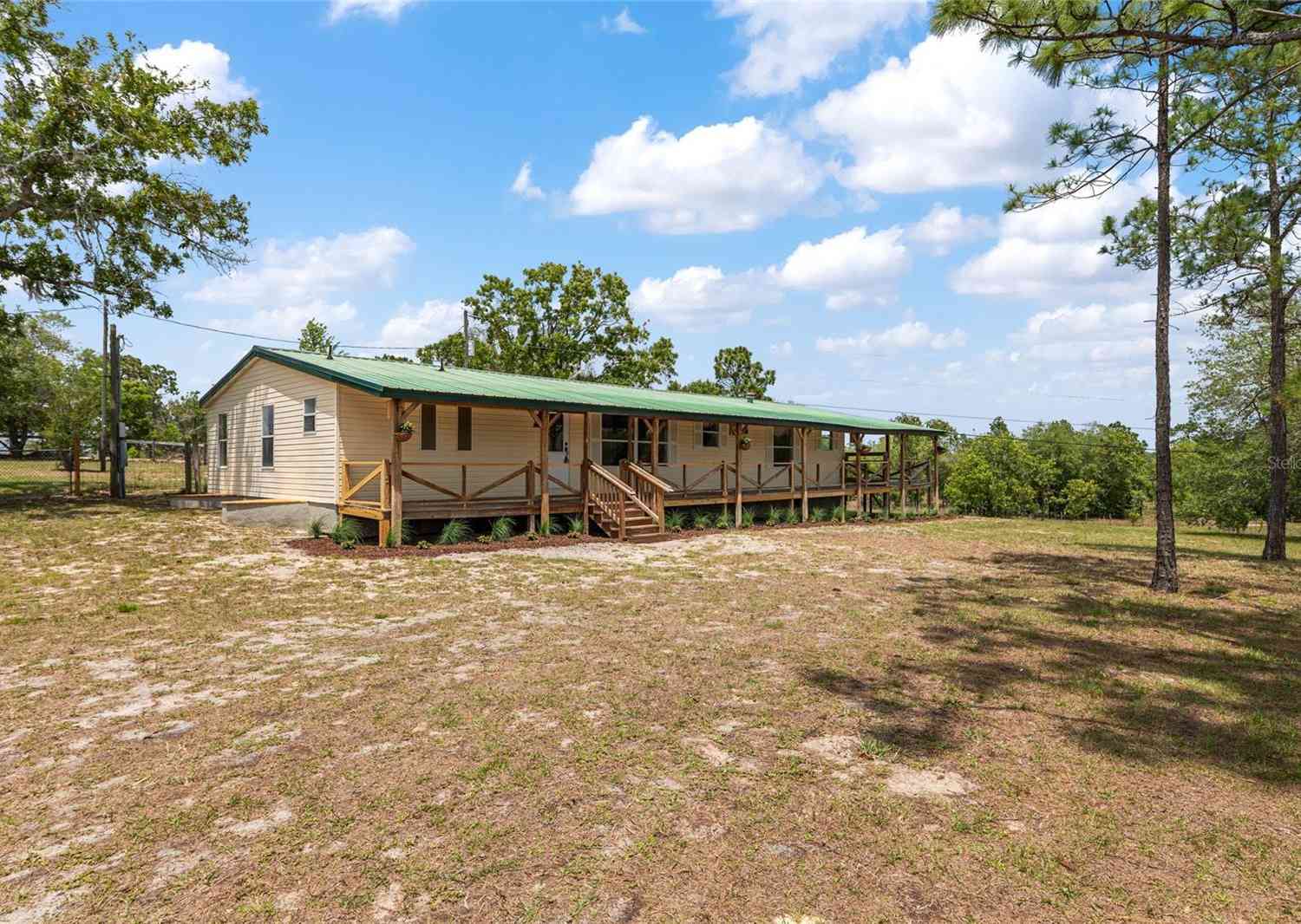 Homes For Sale - 9950 SE 136th Terrace<br/> DUNNELLON, FL 34431