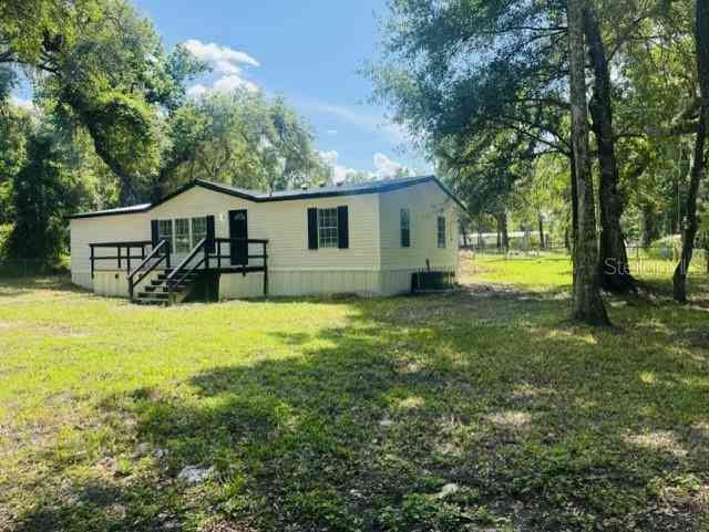 Mobile Home For Sale - 11898 SW 36th Way<br/> WEBSTER, FL 33597