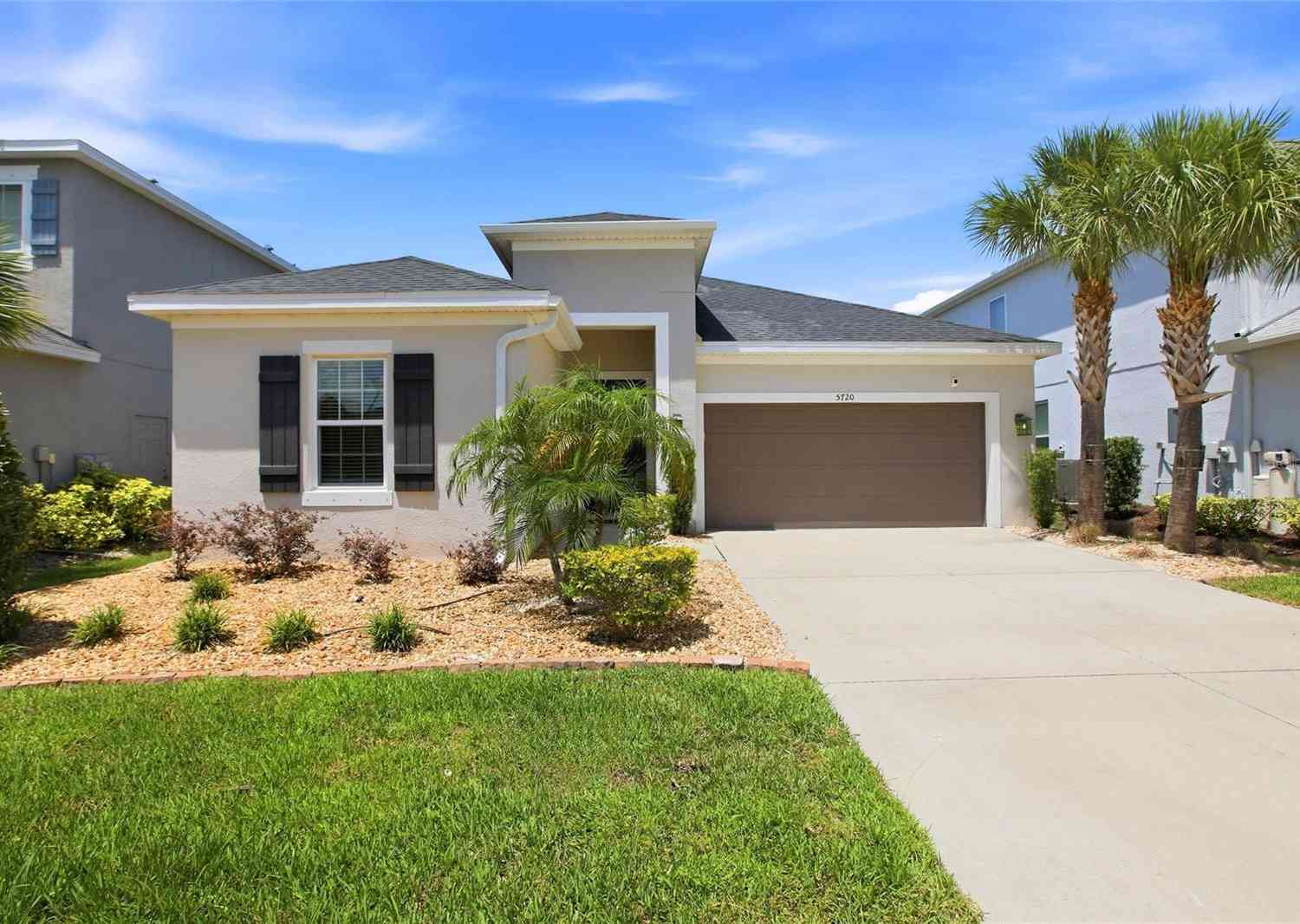 Homes For Sale - 5720 Maidenstone Way<br/> PALMETTO, FL 34221