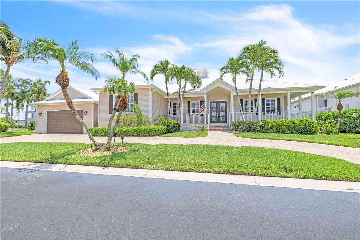 Homes For Sale - 6050 Tidewater Island Circle<br/> Lee County, FORT MYERS, FL 33908