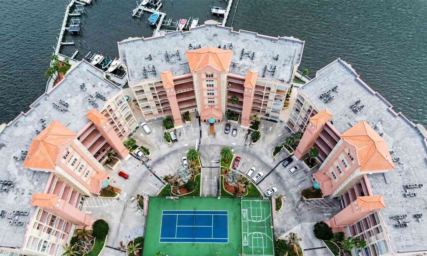 Condo For Sale - 104 Riverside Drive #602<br/> COCOA, FL 32922