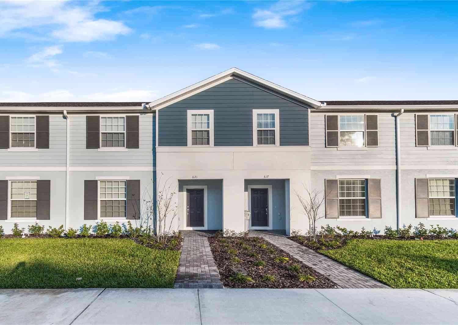 Townhouse For Sale - 621 Jasmine Lane<br/> DAVENPORT, FL 33897