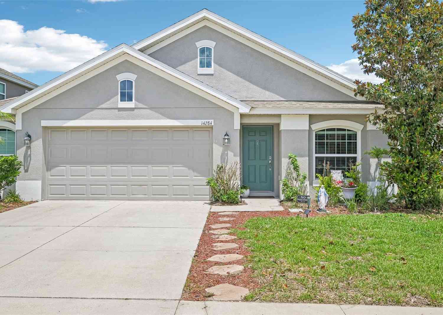 Homes For Sale - 14284 Finsbury Drive<br/> Hernando County, SPRING HILL, FL 34609