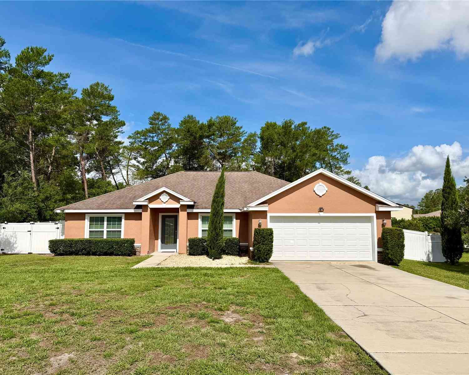 Homes For Sale - 9670 SW 42nd Avenue<br/> OCALA, FL 34476