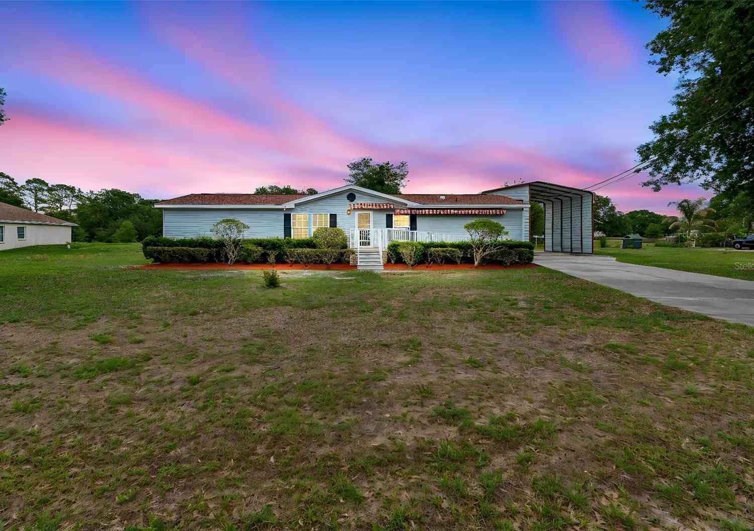 Homes For Sale - 3724 Tack Drive<br/> Wesley Chapel, FL 33543