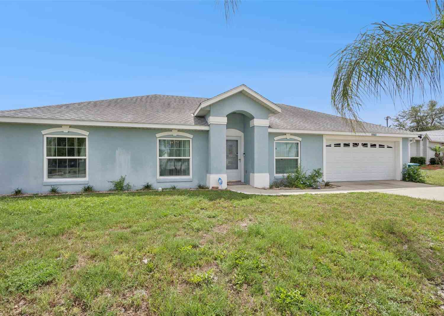 Homes For Sale - 2563 Sheffield Drive<br/> DELTONA, FL 32738