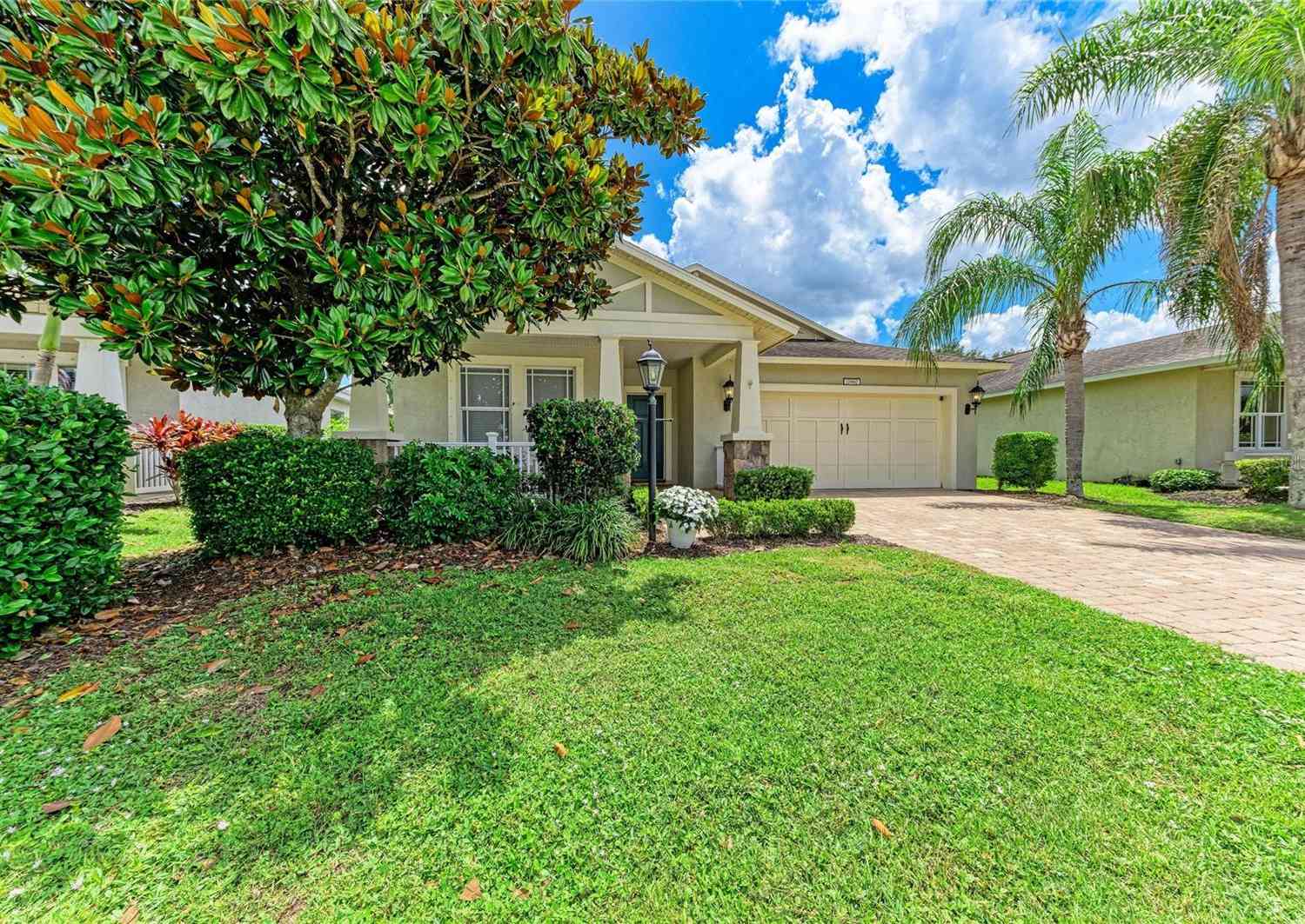 Homes For Sale - 11960 Forest Park Circle<br/> BRADENTON, FL 34211