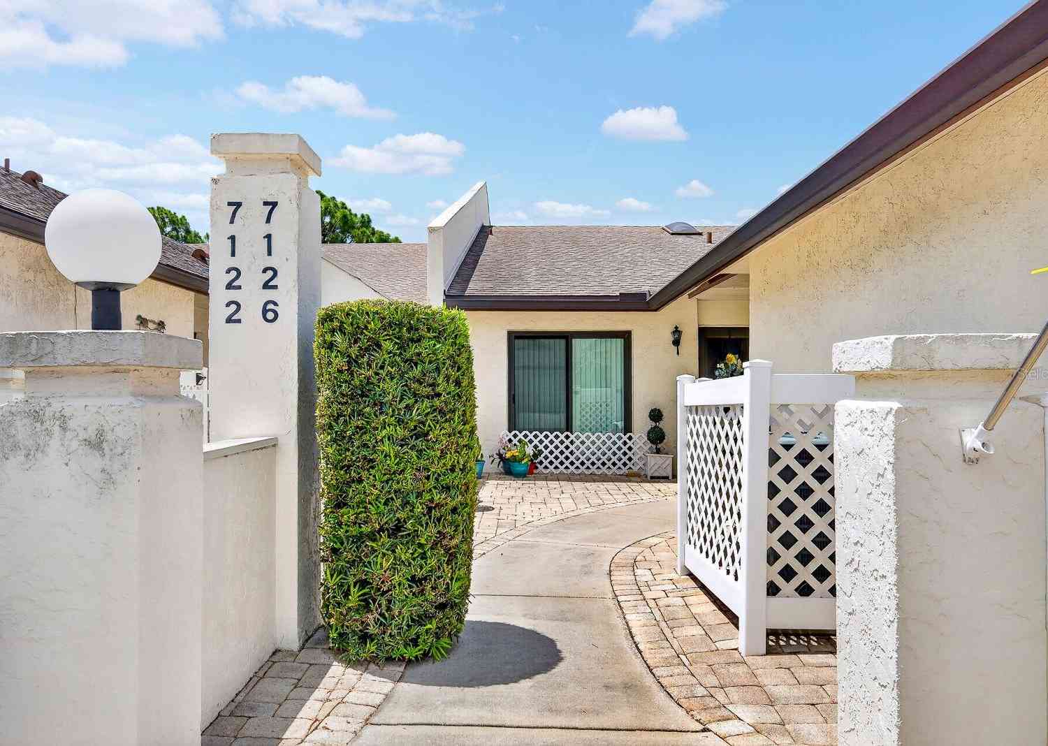 Villa For Sale - 7126 28th Avenue Drive #2250<br/> BRADENTON, FL 34209