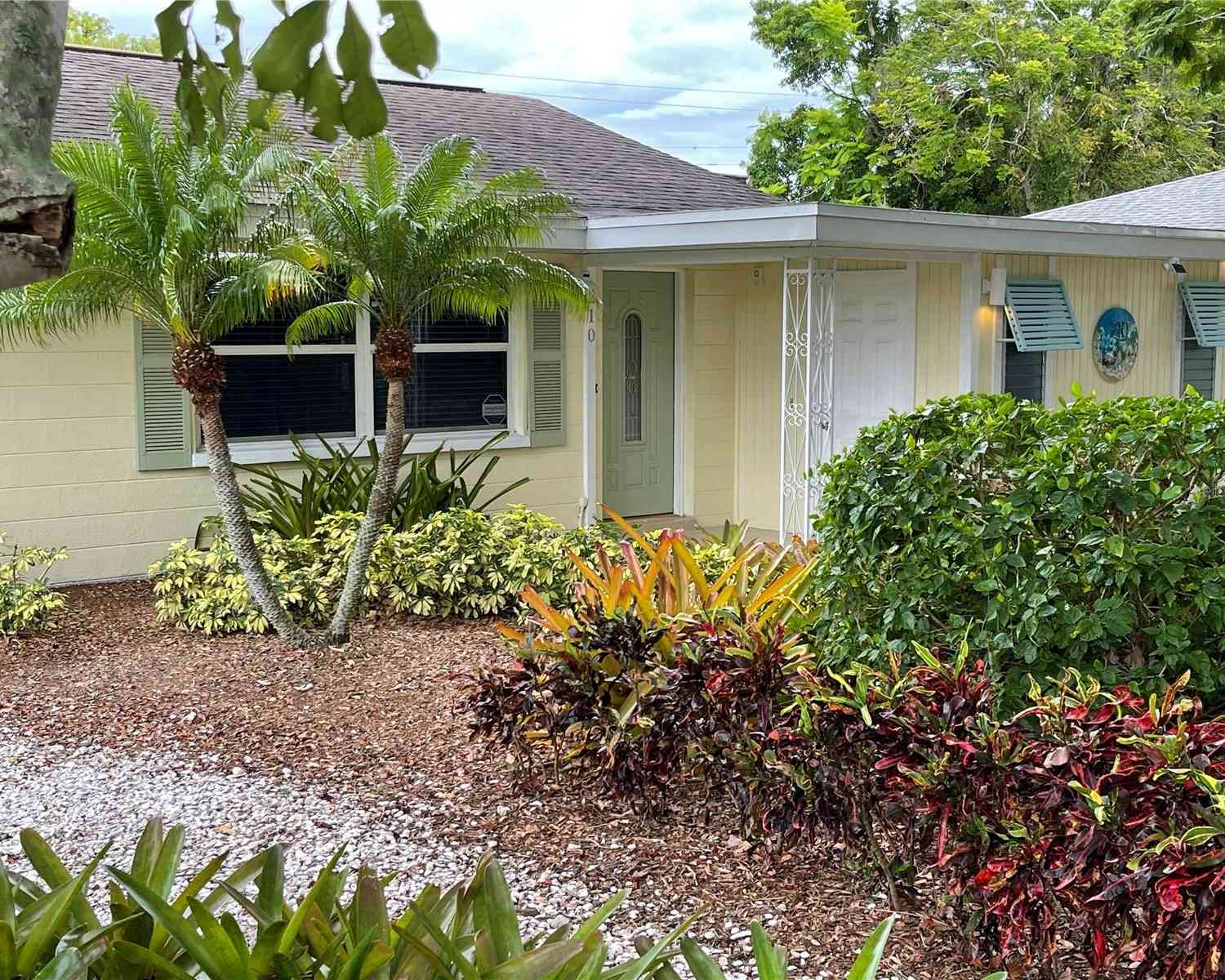 Homes For Sale - 210 57th Street<br/> BRADENTON, FL 34209