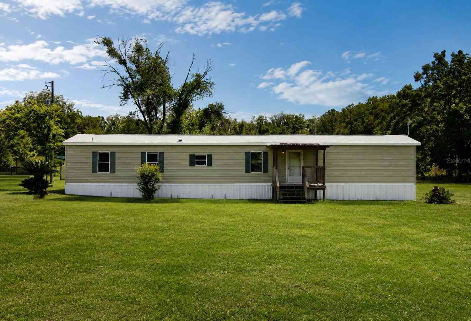 Mobile Home For Sale - 21313 NW 56th Place<br/> NEWBERRY, FL 32669