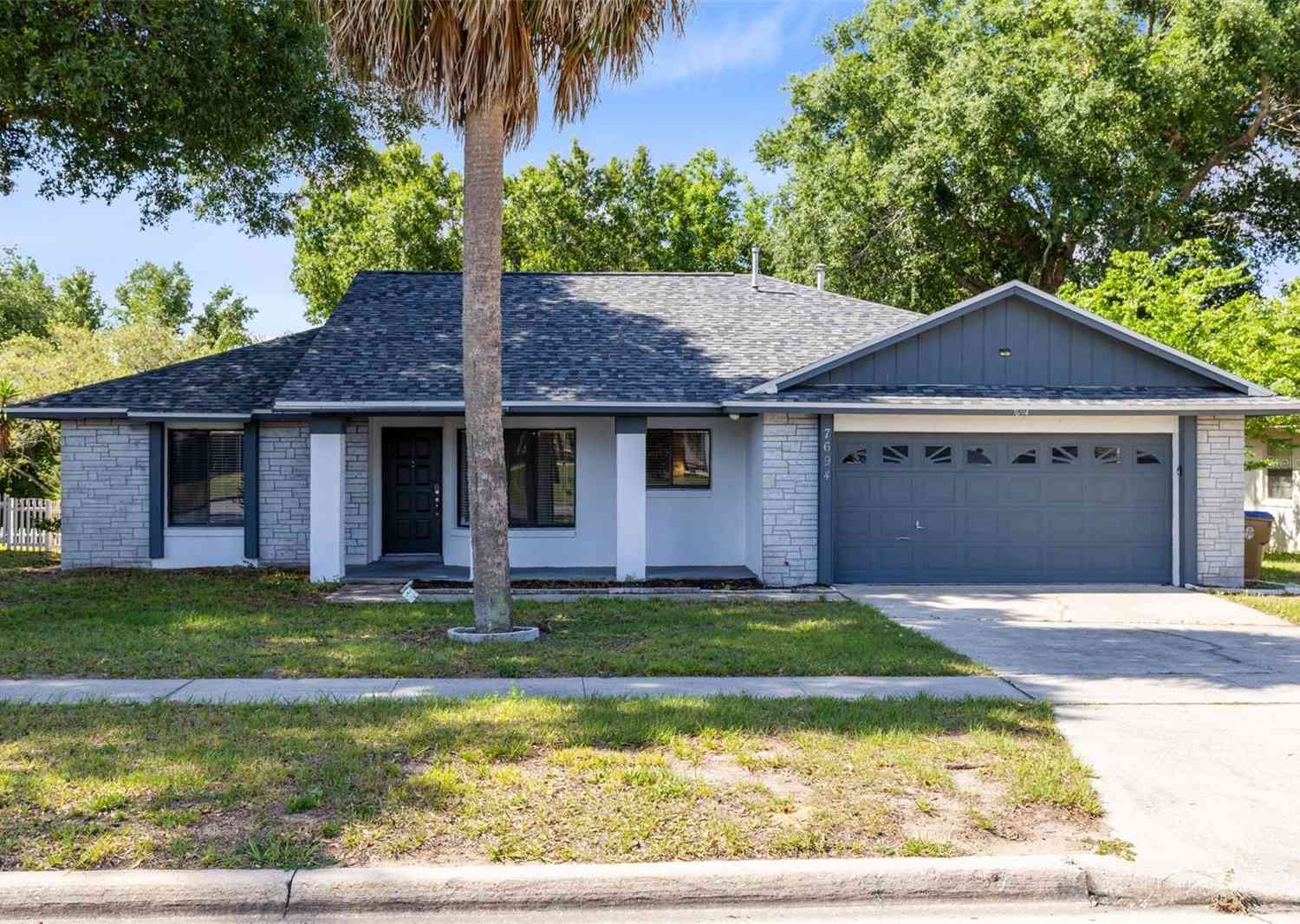 Homes For Sale - 7694 Indian Ridge Trail<br/> KISSIMMEE, FL 34747