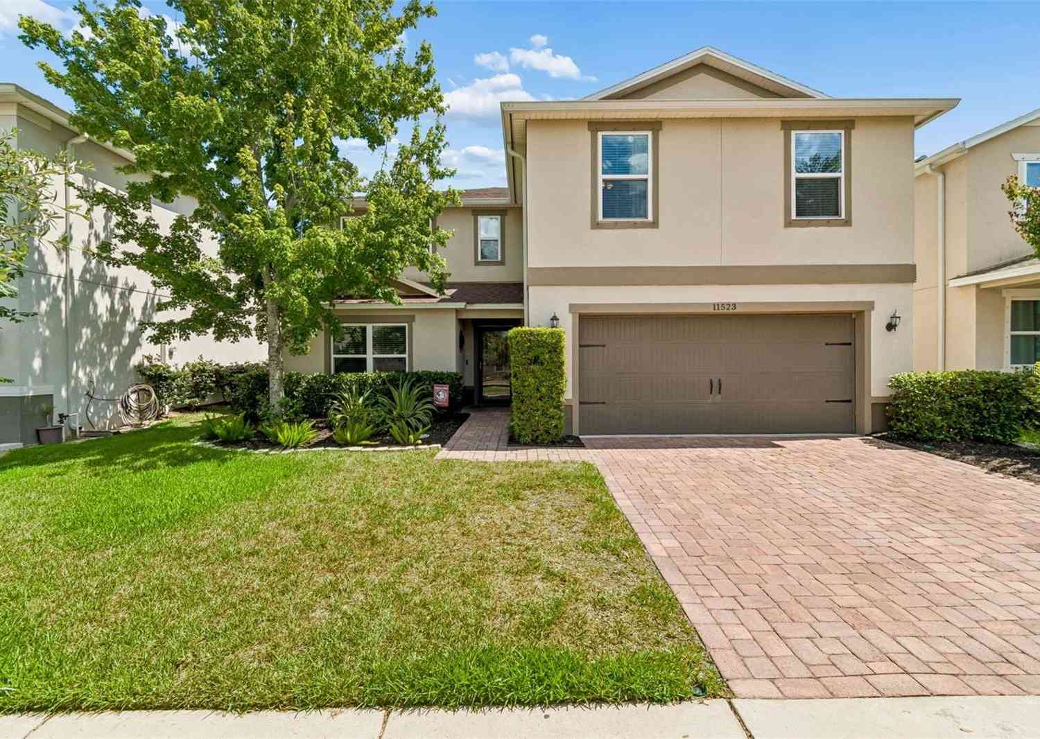 Homes For Sale - 11523 Luckygem Drive<br/> RIVERVIEW, FL 33579