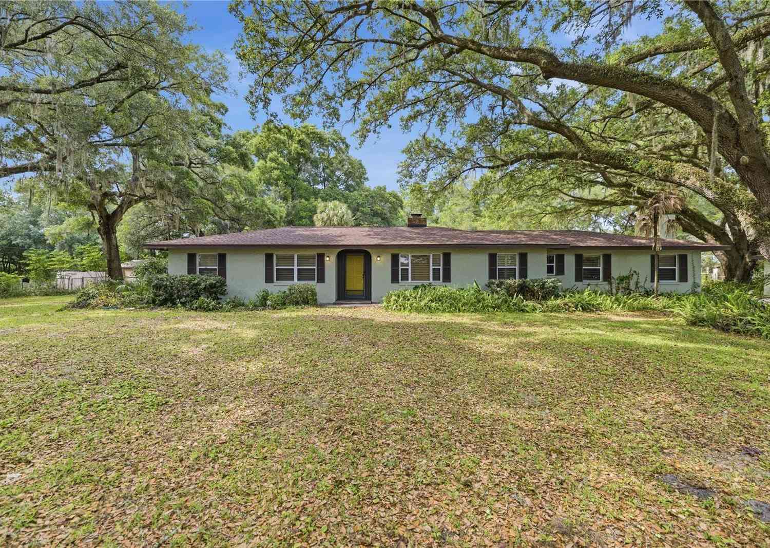 Homes For Sale - 2415 NE 59th Place<br/> OCALA, FL 34479