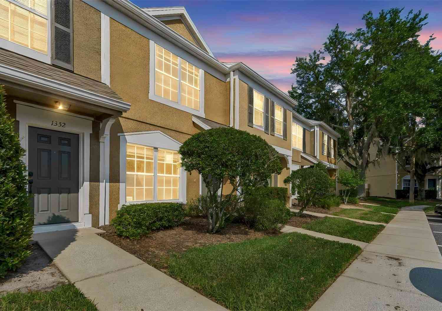Townhouse For Sale - 1330 Standridge Drive<br/> Wesley Chapel, FL 33543