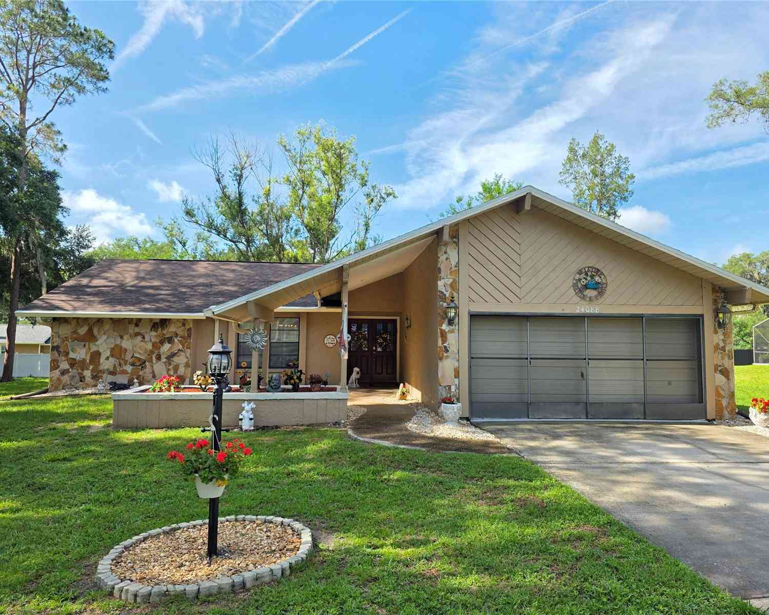 Homes For Sale - 24088 Eppley Drive<br/> Hernando County, BROOKSVILLE, FL 34601